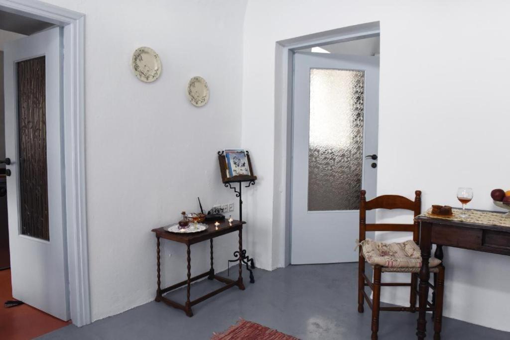 Calderimi Traditional Houses Fira  Extérieur photo